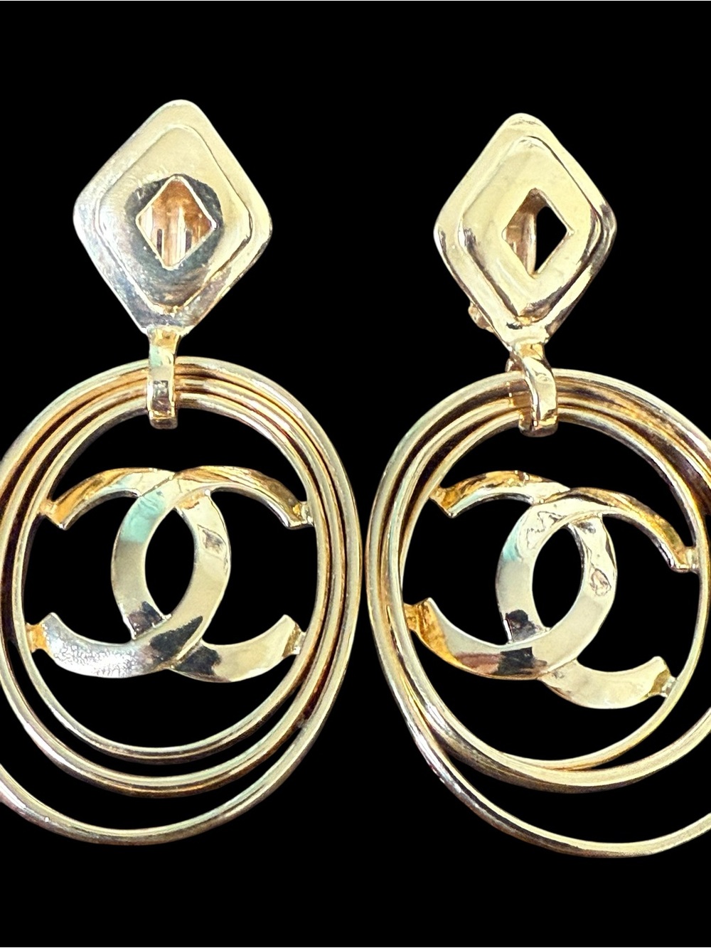 Chanel 1995 Large CC Gold-Tone Interlocking C Earrings